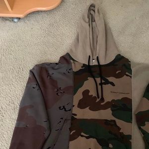 off white reconstructed camouflage sweatshirt